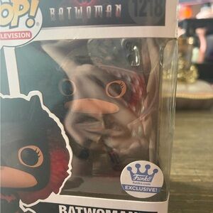 Funko Pop! Batwoman Kids Bath & Skin Accessory - Black and Red